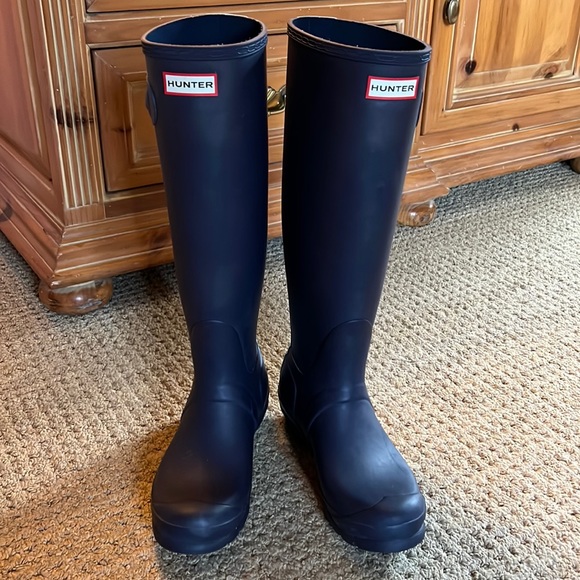 Hunter Original Tall Rain Boot- Matte Navy w/ Turquoise Stripe Sz 7 - Picture 2 of 9